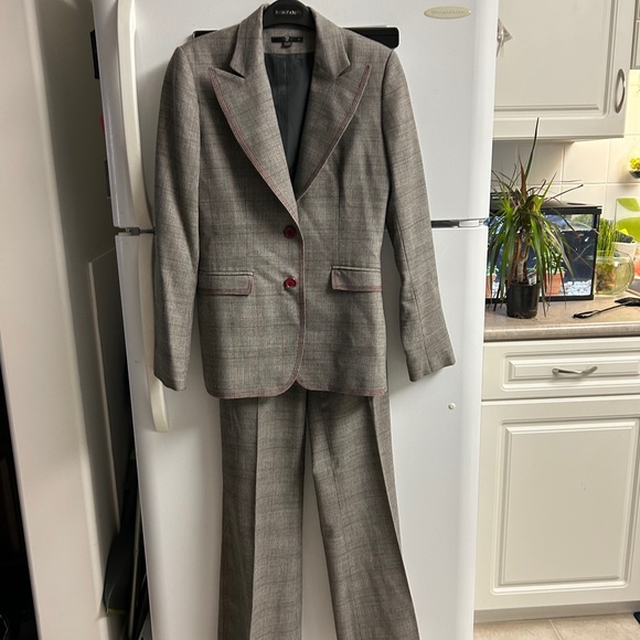 Teenflo Grey Burgundy Plaid Wool Blazer Pantsuit Wool Blend Size 6 Like new - Picture 14 of 15